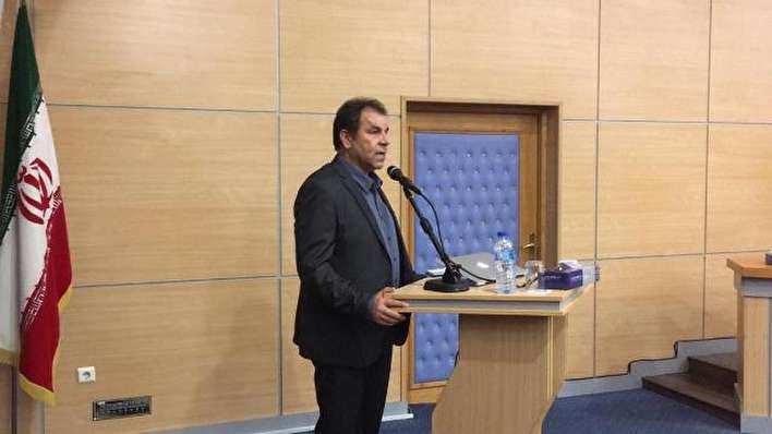 اصفهانیان: می خواهیم در بازی دوستانه تیم ملی امید سیستم ویدئو چک را امتحان کنیم