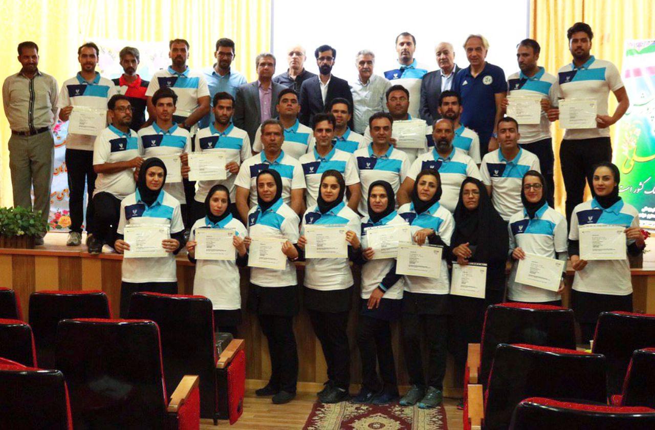 برگزاری دوره مربیگری پیشرفته فوتبال پایه در خراسان جنوبی