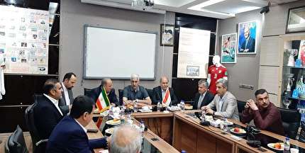 بازدید وزیر ورزش عراق از امکانات مرکز ملی فوتبال