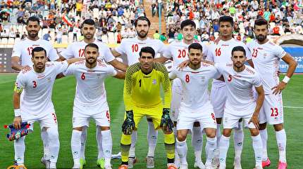 تاکید دبیرکل فدراسیون فوتبال بر ضرورت تامین البسه تیم های ملی