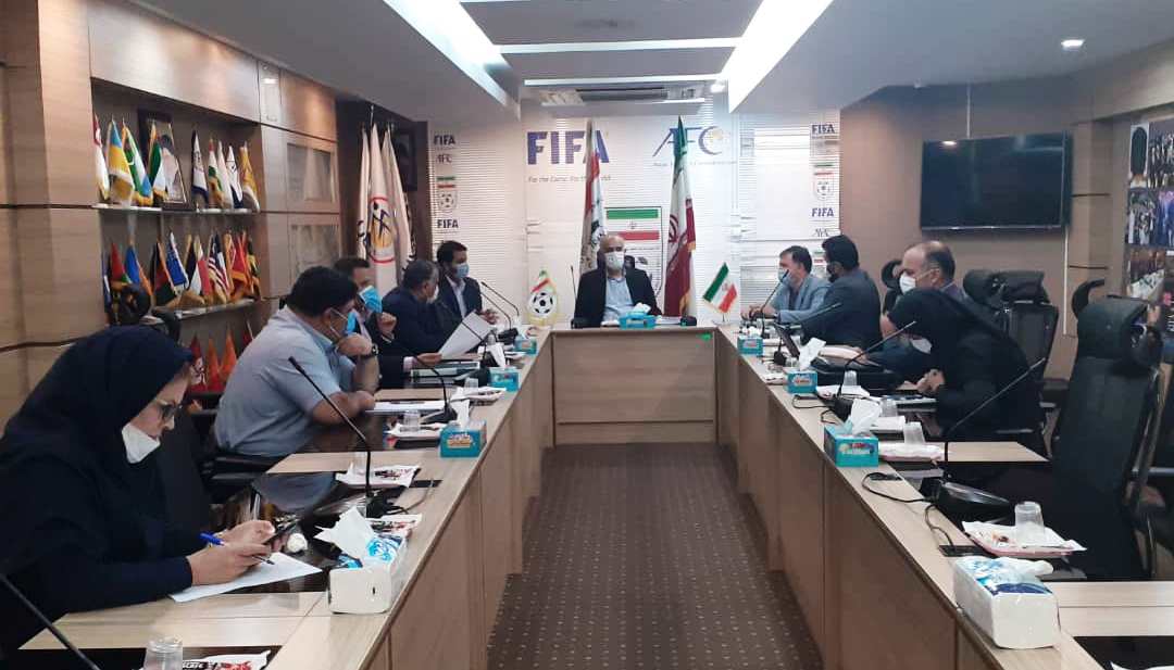 برگزاری نشست حقوقی با حضور دبیرکل فدراسیون