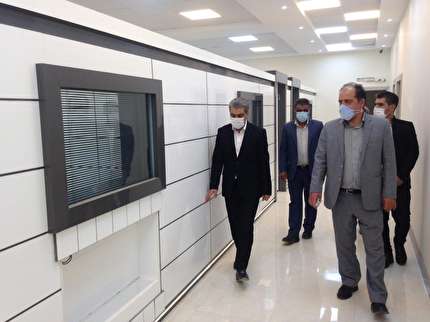 بازدید رئیس کمیته فوتسال از ساختمان فوتسال
