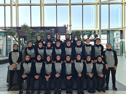 کاروان تیم ملی فوتبال جوانان بانوان وارد شهر دوشنبه شد