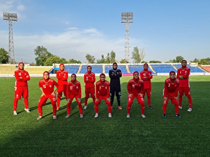 مسابقات فوتبال جوانان و نوجوانان بانوان لغو شد