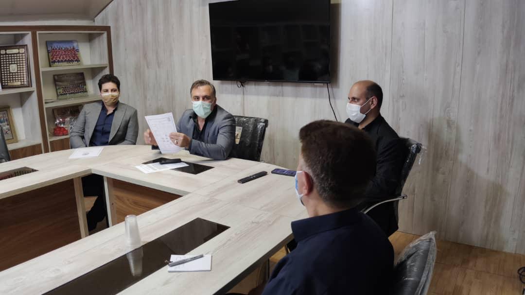 بازدید رییس کمیته جوانان از امکانات استان اصفهان بازدید رییس کمیته جوانان از امکانات استان اصفهان