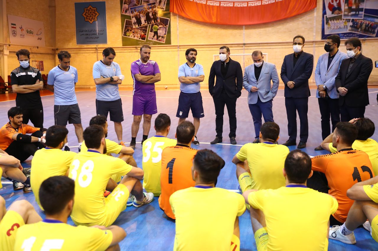 عزیزی خادم: با اتحاد و یکدلی در جام جهانی موفق خواهیم بود