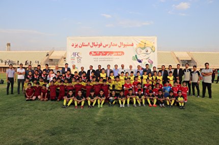 ماجدی: فدراسیون همکاری همه جانبه با هیات فوتبال استانها را در برنامه دارد