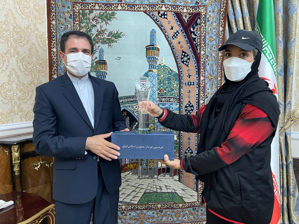 ملی پوشان میهمان سفیر ایران در ازبکستان
