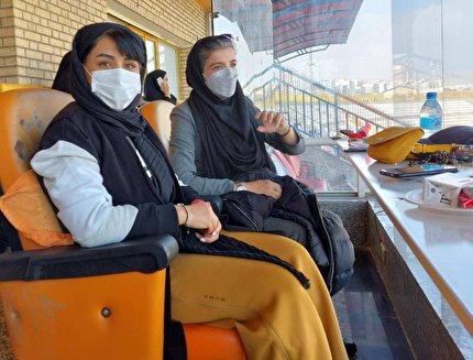 سرمربی تیم ملی تماشاگر دیدار خاتون بم و شهرداری سیرجان