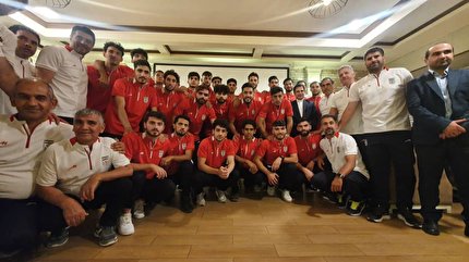 گزارش تصویری حضور کاروان تیم امید ایران در ضیافت ناهار سفیر ایران در تاشکند