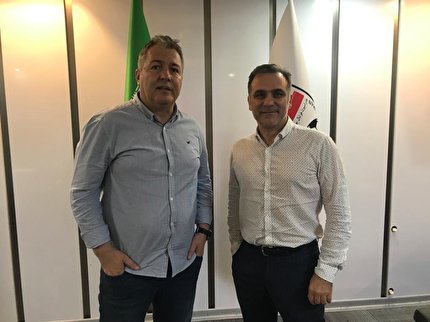 نشست سرپرست فدراسيون و سرمربى در خصوص برنامه هاى تيم ملى 
