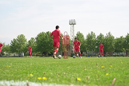 نوجوانان عازم امارات شدند
