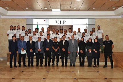 برگزاری دوره مربیگری درجه A فوتبال آسیا به میزبانی کیش+ عکس