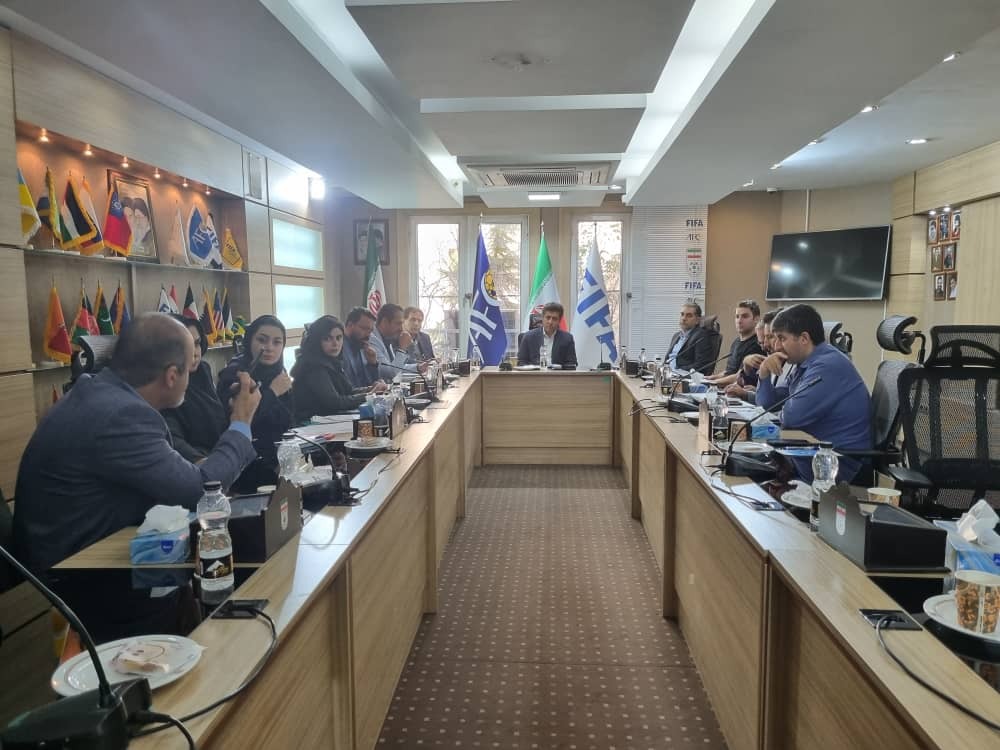 برگزاری اولین کارگروه فروش بلیط مسابقات جام ملتهای آسیا برگزاری اولین کارگروه فروش بلیط مسابقات جام ملتهای آسیا