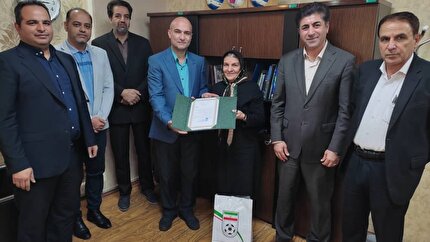 تقدیر از مدیر دبیرخانه فدراسیون