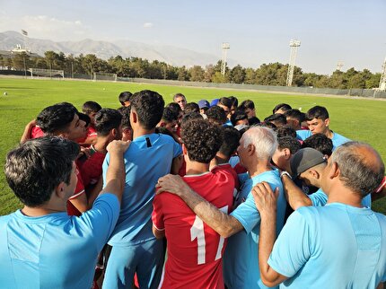 تمرین با نشاط تیم ملی نوجوانان در دومین روز اردو