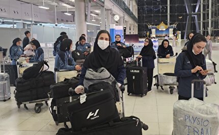 کاروان تیم ملی فوتسال بانوان وارد ناخون راچاسیما شد