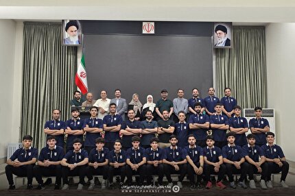 دیدار اعضای منتخب فوتبال باشگاهی زیر 20 سال ایران با سفیر در تاجیکستان دیدار اعضای منتخب فوتبال باشگاهی زیر 20 سال ایران با سفیر در تاجیکستان