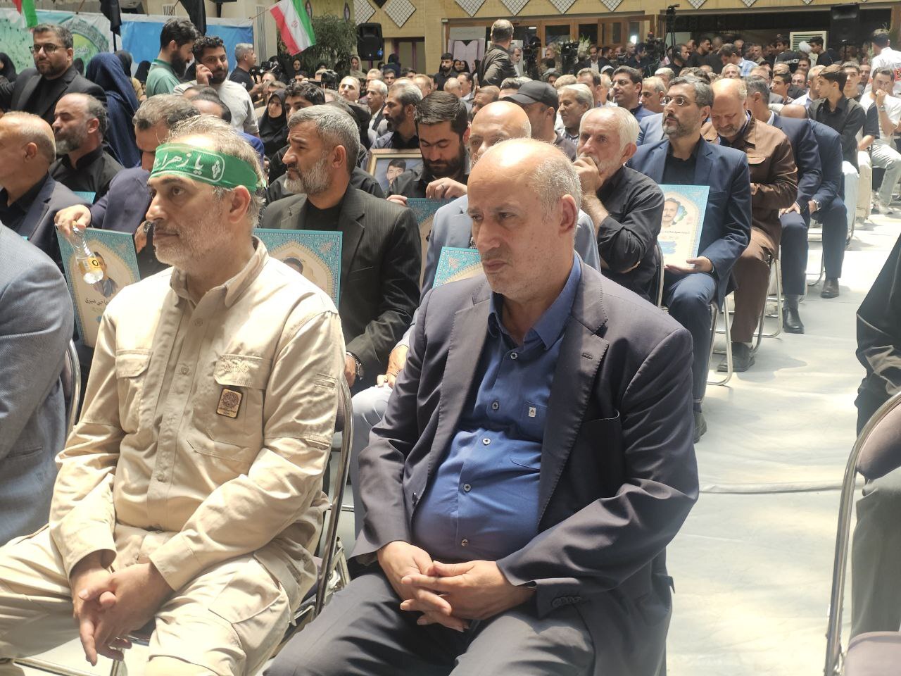 حضور مسئولین ، کادر تیم ملی فوتسال و فوتبال در مراسم بزرگداشت شهدای ورزشکار جنگ تحمیلی