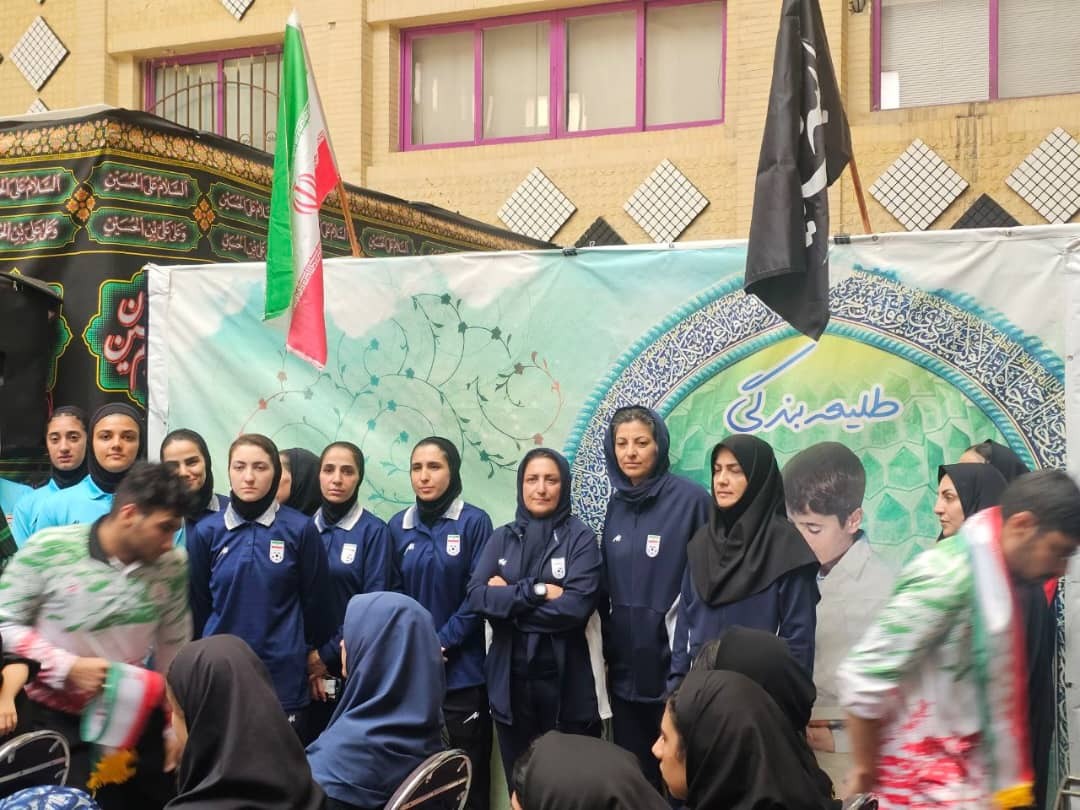 حضور مسئولین ، کادر تیم ملی فوتسال و فوتبال در مراسم بزرگداشت شهدای ورزشکار جنگ تحمیلی