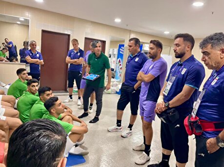 تصاویر رختکن تیم ملی فوتسال ایران پیش از دیدار مقابل بنگلادش