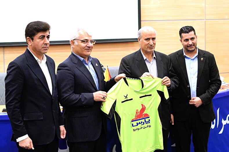 مراسم جشن بزرگ داوران و رونمایی از لباس داوران فصل جاری