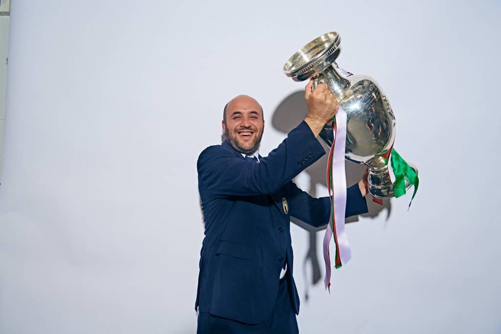 یک دستیار فنی تمامعیار روی نیمکت تیم ملی