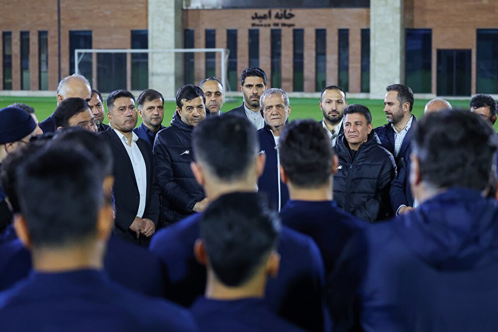 هم‌بستگی دولت و فدراسیون برای ایران