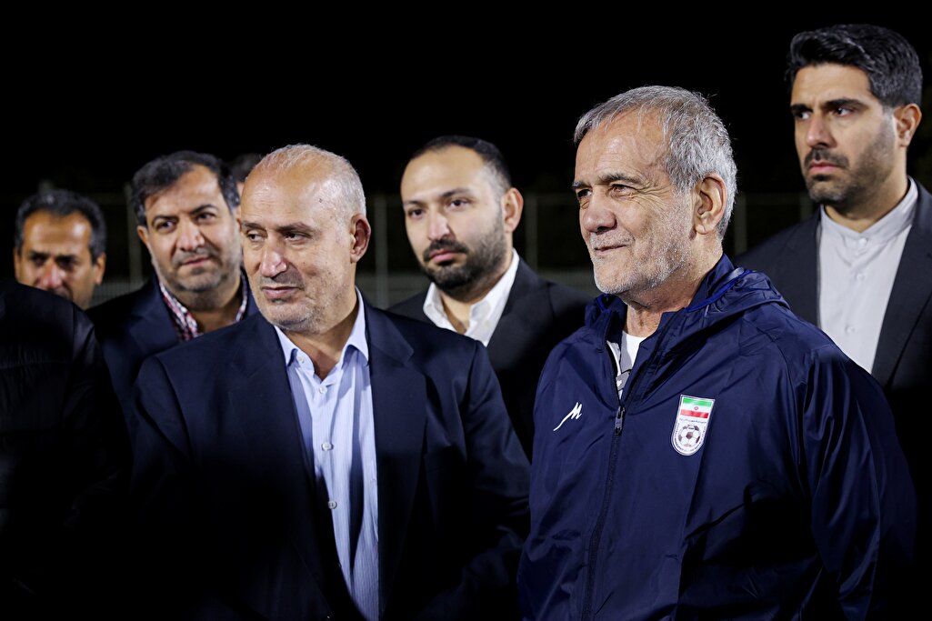 دیدار با بازیکنان و کادر فنی تیم های ملی فوتبال و فوتسال