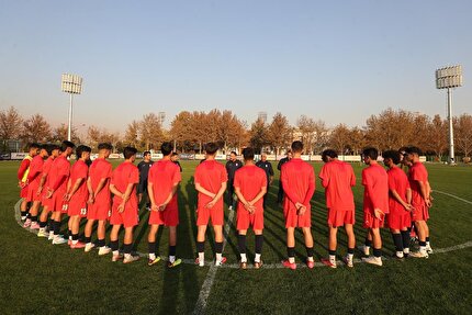 احمدی: در یک مسیر سخت با همدلی و تمرکز کنار هم هستیم