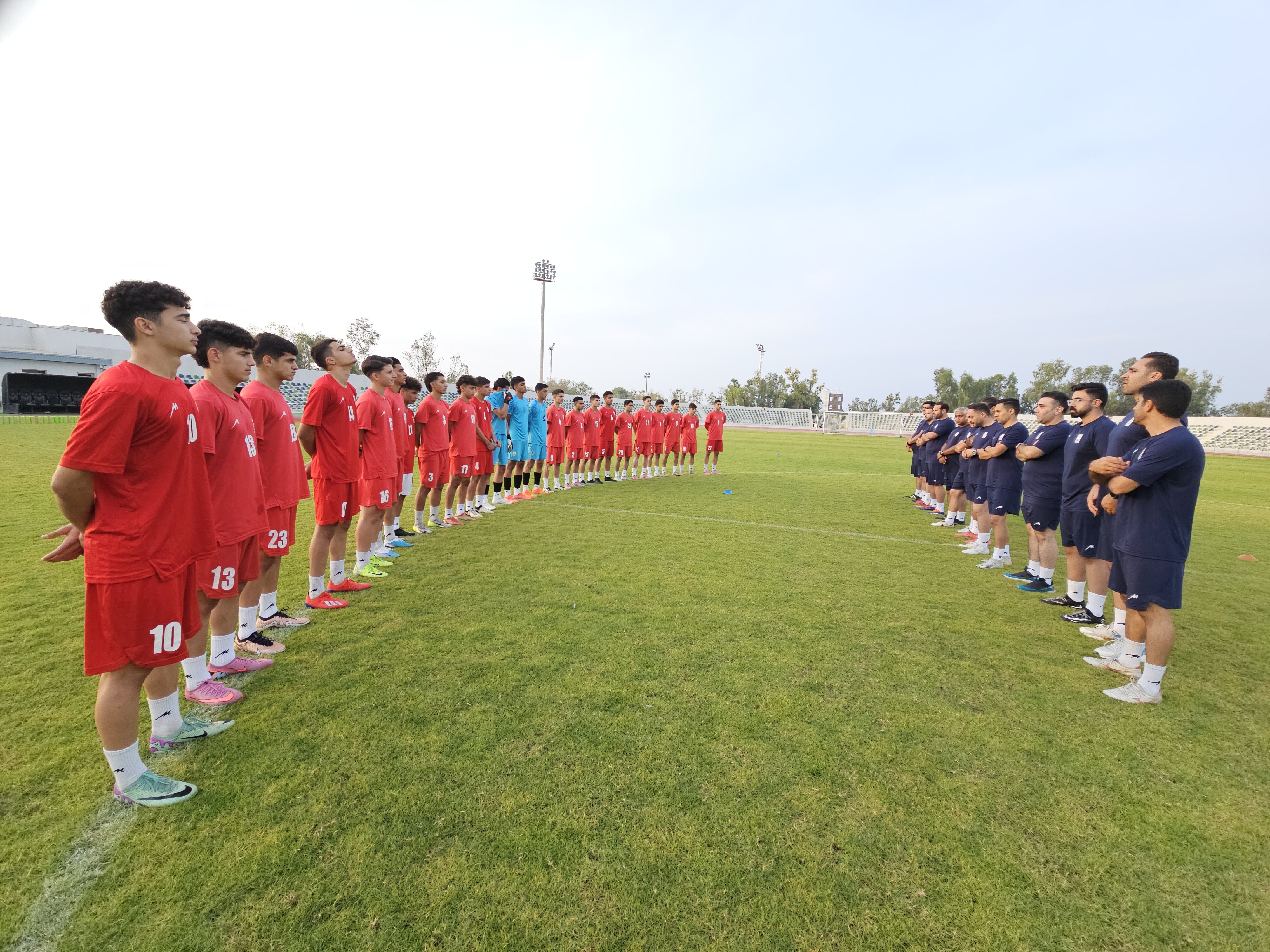 تمرین تاکتیکی نوجوانان در