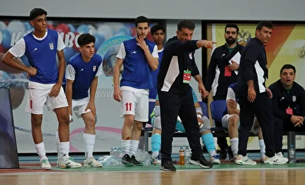 صانعی: زورمان به بازیکنان بزرگسال افغانستان نرسید/ کار کردن با رده سنی ۱۶ سال سخت است صانعی: زورمان به بازیکنان بزرگسال افغانستان نرسید/ کار کردن با رده سنی ۱۶ سال سخت است