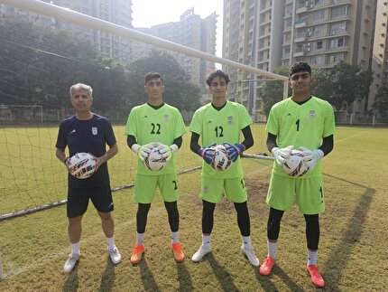 تمرین پرنشاط نوجوانان در محل جدید