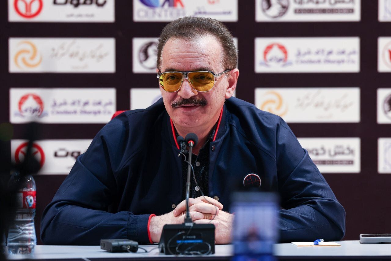 دعوت مالک تراکتور دعوت مالک تراکتور